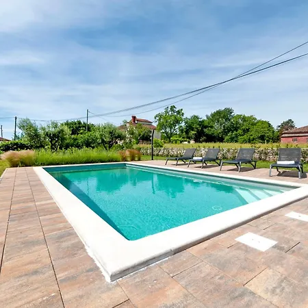 Cozy House With Pool Near Rovinj Apartment Kanfanar