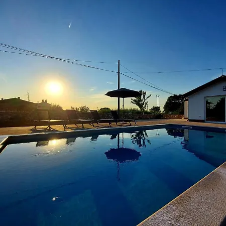 Apartment Cozy House With Pool Near Rovinj Kanfanar
